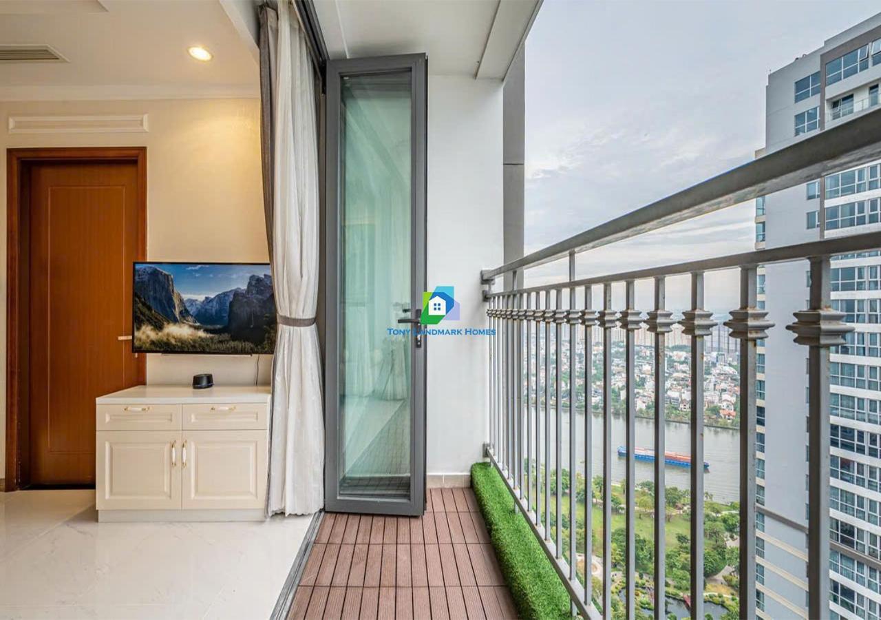 The Landmark And The Park Luxury Of Vinhomes * TP. Hồ Chí Minh